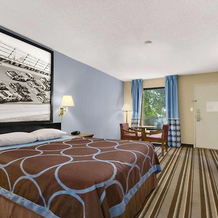 Super 8 By Wyndham Oxford Motel Екстериор снимка