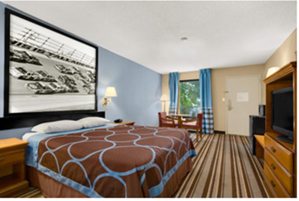 Super 8 By Wyndham Oxford Motel Стая снимка