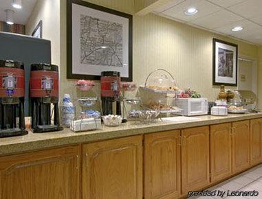 Super 8 By Wyndham Oxford Motel Ресторант снимка